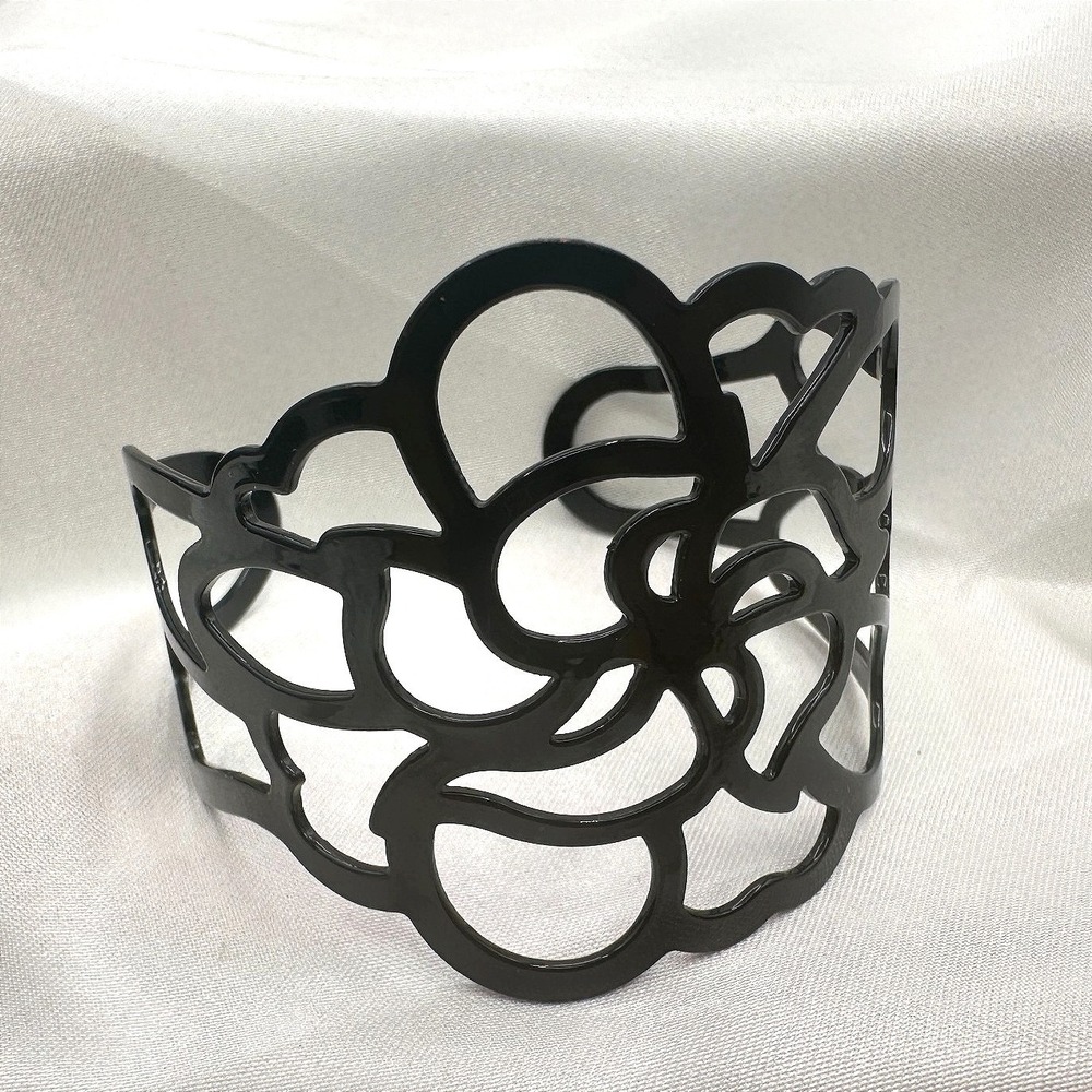 Vintage Black Floral Filigree Cut-Out Cuff Bracelet Classic Statement Jewelry